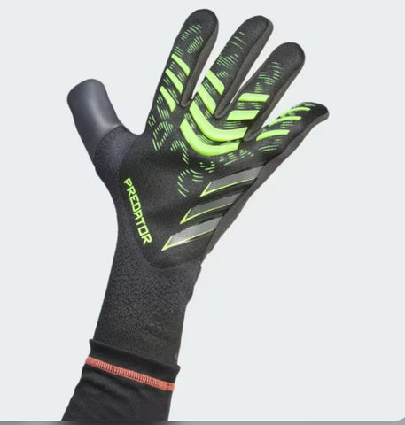 Predator Pro Goalkeeper Gloves