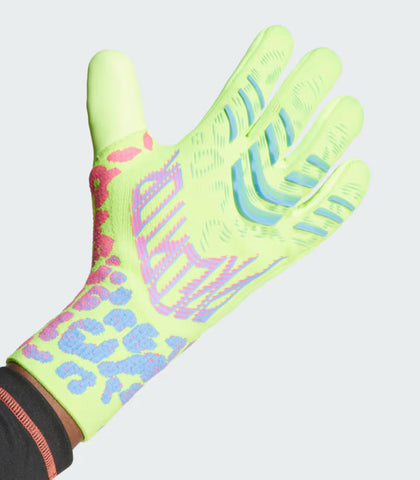Predator Pro Goalkeeper Gloves