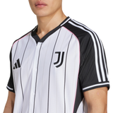 Juventus US Pack Shirt